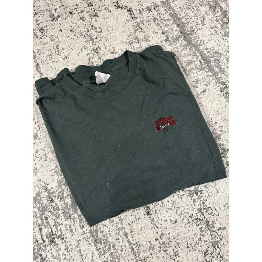 Nike Mens Large Green T Shirt Red Swoosh Faded Vintage Style Short Sleeve Cotton